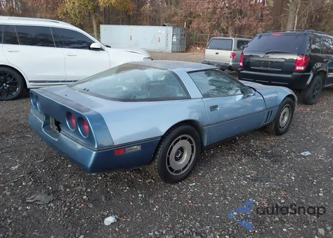 1984 Chevrolet Corvette из США, поврежденный, VIN 1G1AY0784E5127314
